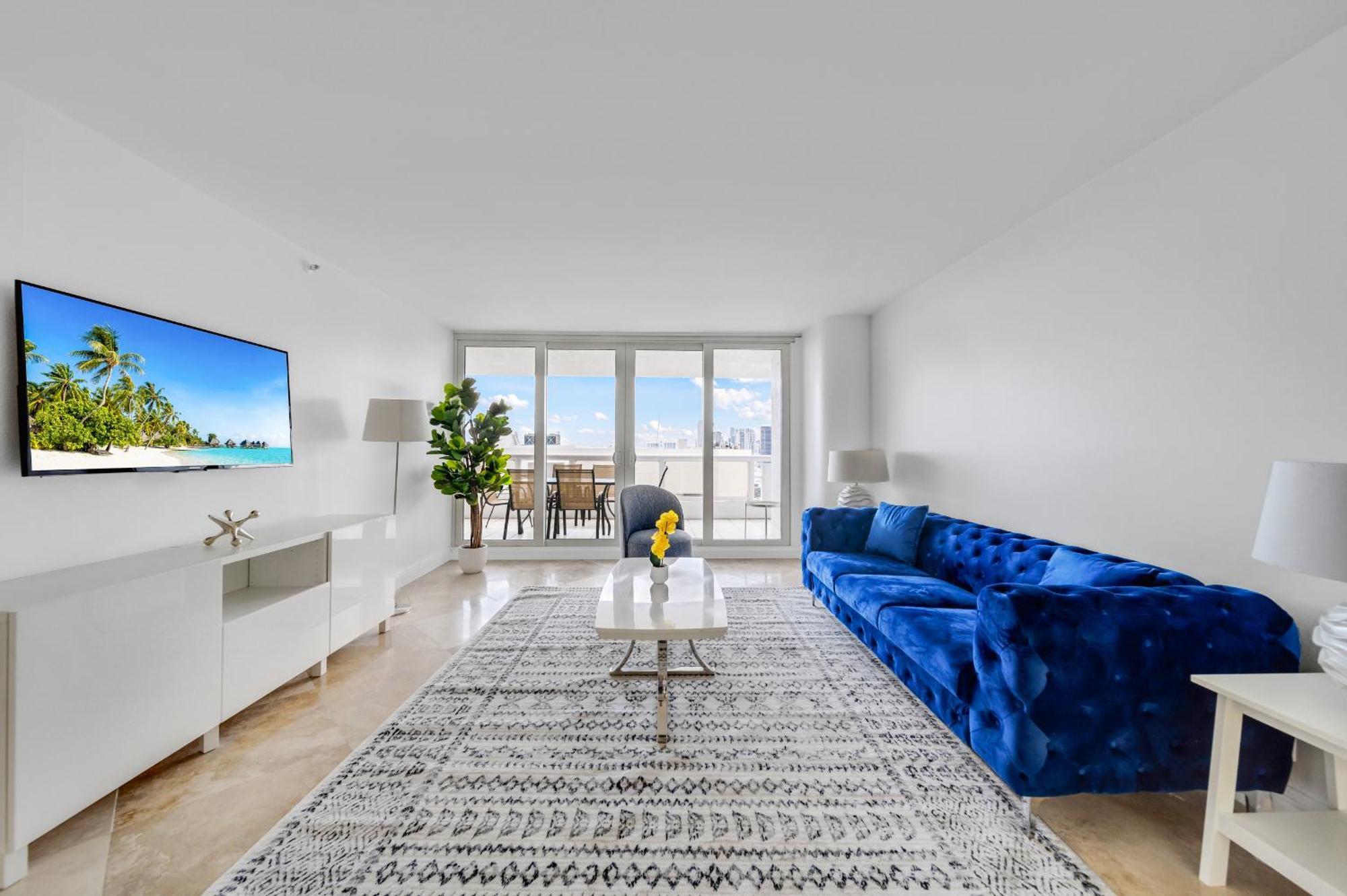 4 Bedroom With Stunning Balcony View Apartamento *